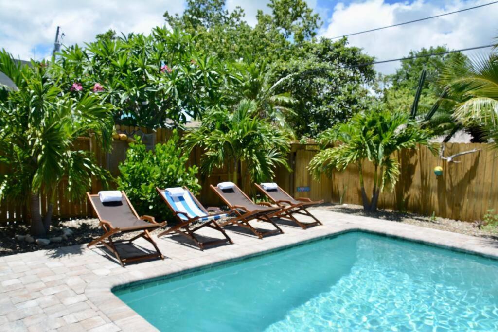 Tropical Retreat Near Beaches, Cruise Terminals Merritt Island Exterior foto